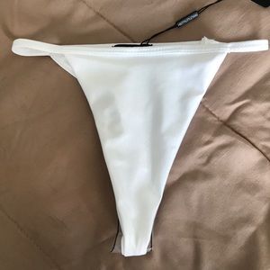 WHITE mix n match String THONG BIKINI. SIZE 4